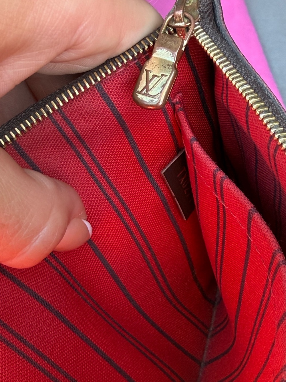 Louis Vuitton Brown Damier Ebene Wristlet Pouch - Picture 5 of 5
